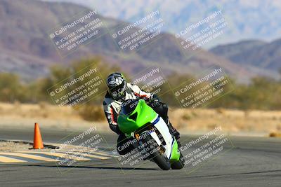 media/Jan-09-2022-SoCal Trackdays (Sun) [[2b1fec8404]]/Turn 14 (10am)/